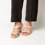 Sandália Off White Salto Taça Ana