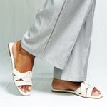 Sandália Rasteira Off White Chrys Couro