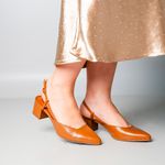 Scarpin Confort Salto Bloco Caramelo Em Couro