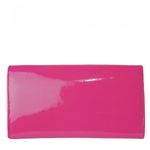 Bolsa Clutch Rosa em Couro Verniz com Alça em Corrente