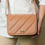 Bolsa Tiracolo Mel Em Couro Pequena
