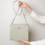 Bolsa Tiracolo Cobra Malva Em Couro 