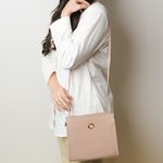 Bolsa Tiracolo Bege Em Couro 