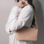 Bolsa Tiracolo Bege em Couro Spikes Pequena