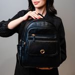 Mochila Feminina Preta Couro