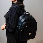 Mochila Feminina Preta Couro