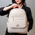 Mochila Feminina Off White Couro