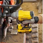 Chave de Impacto Bateria 20V Stanley SBW920B-B3 - Sem Bateria e Carregador