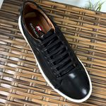 Tênis de Amarrar Minimalista Preto Sola Alta Clean