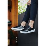 Tênis de Amarrar Minimalista Preto Sola Alta Clean