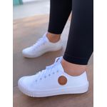 Tênis Branco com Solado Branco