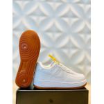 Tênis NK Branco com Solado Caramelo