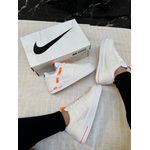 Tenis Nk Branco com Detalhe Laranja