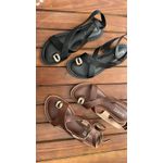 Rasteira X Preta com Detalhe Metalizado Dedão