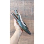 Mulle Verde Bico Fino com Detalhe Fivela