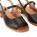 Sandália Rasteira - Preta - VERSO