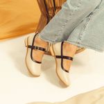 Sapatilha RetrÔ - Off White e Preto - TRANQUILIZAR