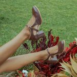 Sapato Boneca RetrÔ - Madeira e Nude - HARMONIA