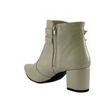 Bota Feminina Social Lirom Cano Curto Fivela Marfim