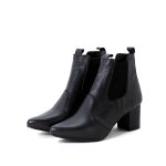 Bota Feminina Social Bico Fino Lirom Cano Curto Preta
