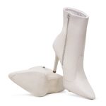 Bota Feminina salto alto e bico fino Luciana Off white
