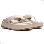 Papete Plataforma Feminina Asa Delta Off white Isadora