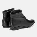 Bota Feminina Cano Curto Flat Cecília Em Couro Preto 