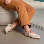 Sapatilha Feminina Selena em Couro dobrável Off White