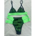 CONJUNTO COM ELÁSTICO E RENDA VERDE FLUORESCENTE 