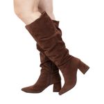 Bota Feminina Montaria Enrugada Camurça Caramelo