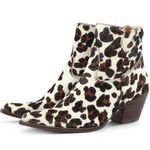 Botina Feminina Couro Estampado Leopardo - Silverado Botas