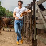 Botina Chelsea Desert Solagro Masculina em Couro Mostarda