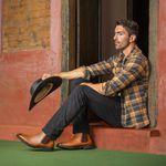 Botina Chelsea Oxford Solagro Masculina em Couro Castanho 