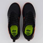 Chuteira Futsal Umbro Pro 5 Bump Unissex - Preto+Laranja