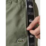 SHORT LACOSTE - VERDE MILITAR