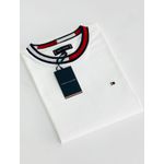 Camiseta Tommy Hilfiger Gola Diferenciada - Branca
