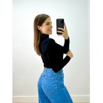 Blusa Manga Longa Gola Alta Preto