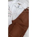 Calca jeans mom marrom