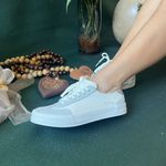 Tênis Feminino em Couro Legítimo Vivienne - Branco/Prata