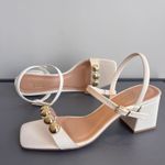 SANDALIA VICY OFF SALTO BLOCO