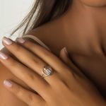 Anel Nossa Senhora Aparecida em Prata com Zircônias Azuis