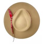 Chapéu Social Feltro Camel Lenço Vermelho Marcatto 