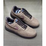 TENIS NK AIR FORCE 1 SIMB BORDADO MARROM