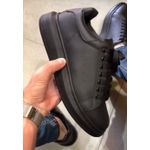 TENIS ALEXANDER MCQUEEN OVERSIZED PRETO/PRETO 