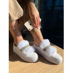 Tênis Slip On Branco 3 em 1 Pelúcia e Strass