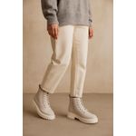 383LC-Bota Feminina em couro forrada e palmilha espumada Off White