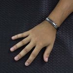 Pulseira Metalizada Laroche de Couro Masculina - Preto