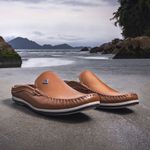Mule Masculino Dumont em Couro - Whisky