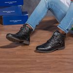 Bota Saara em Couro - Preto