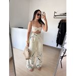 Calça Pantalona Estampada em Viscolinho com Cinto de Cordão